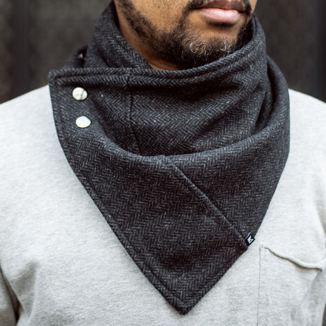 Kynsho Scarf / Cowl - Black